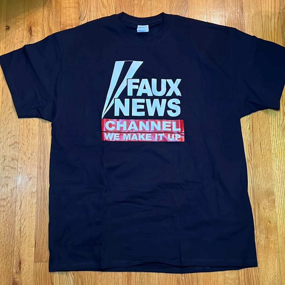 NWOT “Faux News” T-Shirt